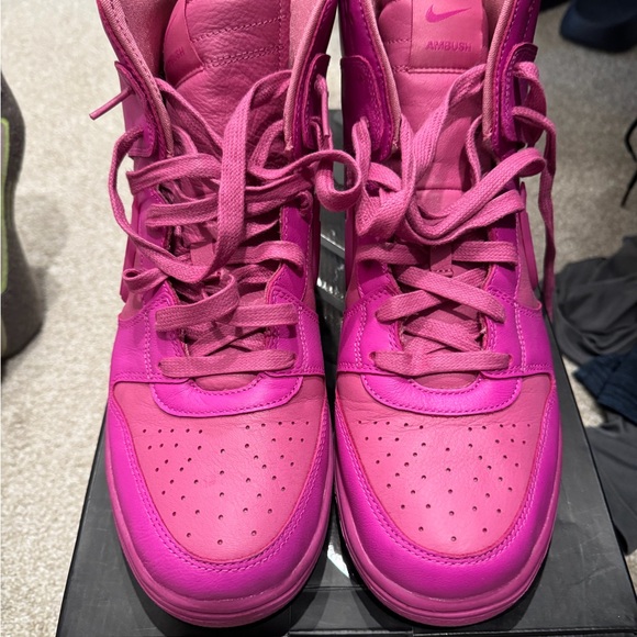 Nike Dunk High - Picture 2 of 4